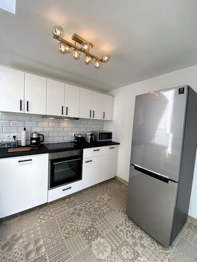 Wunderschöne sanierte Wohnung vor den Toren Kölns Exterior foto